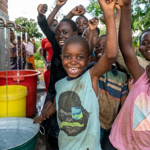 Clean Water as a Basic Human Right: How We Can Achieve Universal Access